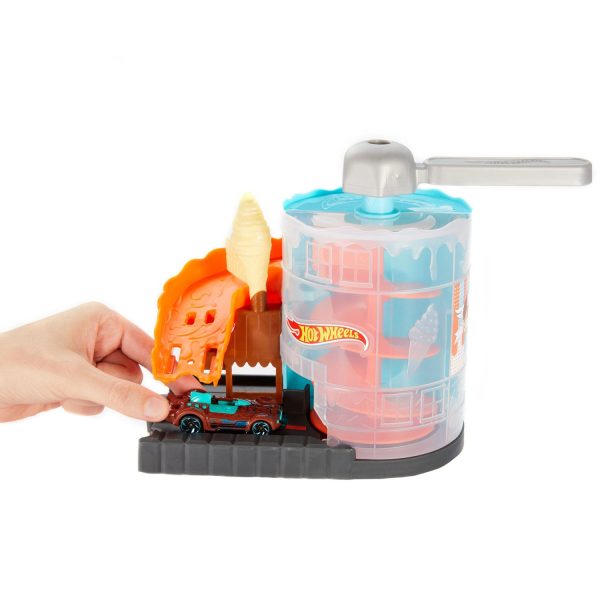 Hot Wheels City - Ice Cream Panic in the City Playset For Cheap